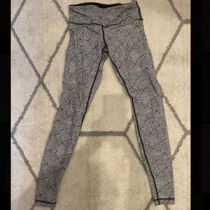 Lululemon low rise leggings
